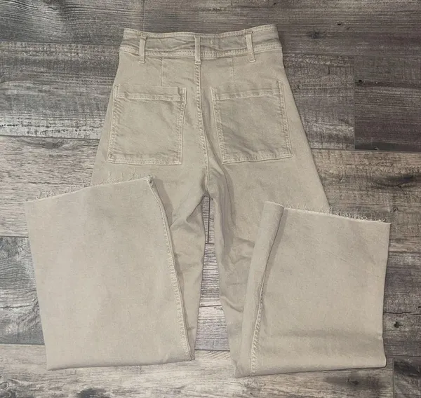 ZARA Wide Leg, Raw Hem Jeans Size 2 - Image 3