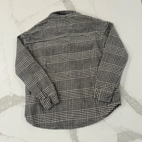 Hollister Boyfriend Fit Houndstooth ButtonUp Flannel Shirt Womens Small Gray/Tan - Image 7