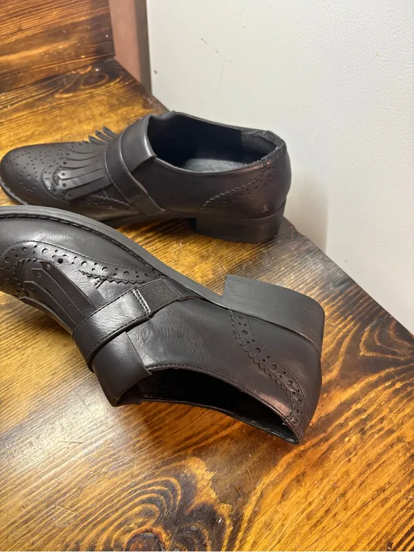 Wanted Black Tassel Loafers Size 10 - Image 5