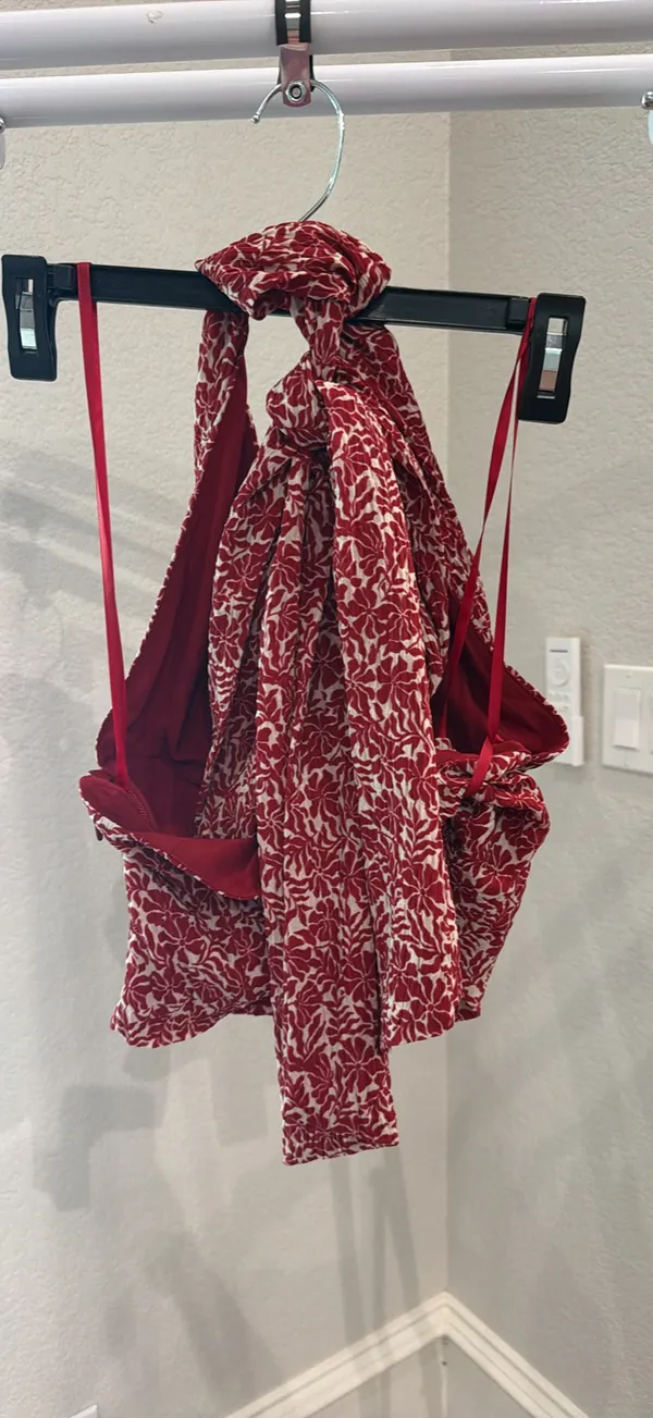 Gianni Bini Halter Top - Image 2