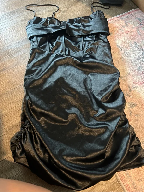 Lucy in the Sky Black Ruched Mini Dress - Image 10