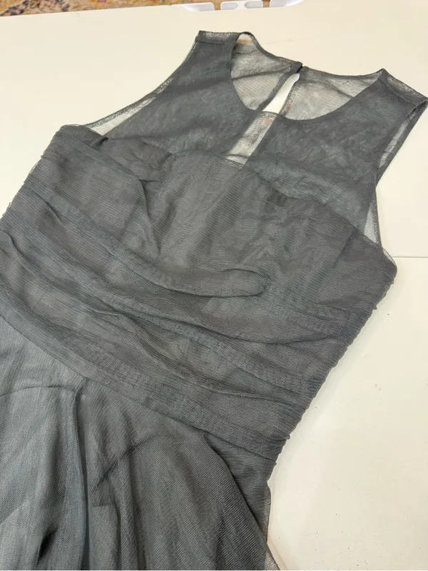 Alice + Olivia Sleeveless Charcoal Gray Mesh Bodice Party Dress size S - Image 7