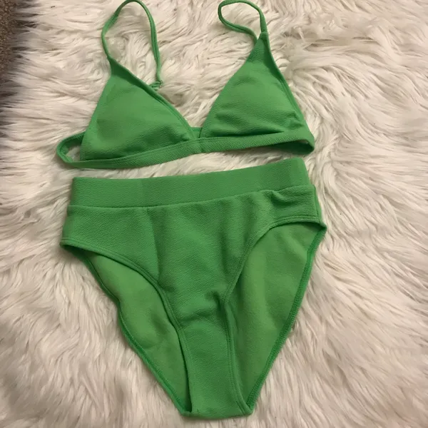 Boutique NWT Lime green Triangle Bikini Set - Image 4