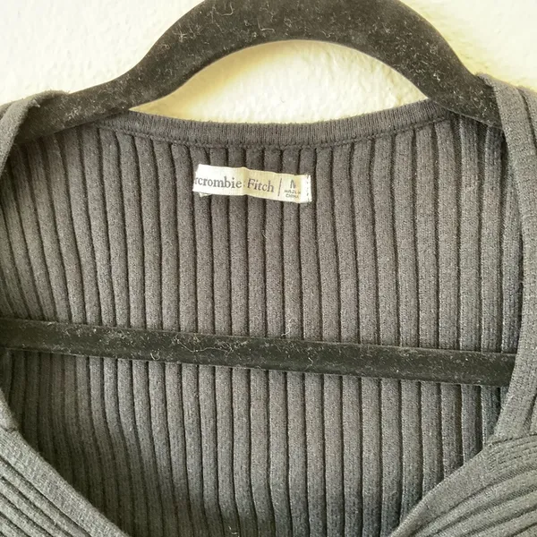 Abercrombie luxloft wrap sweater size medium black - Image 5