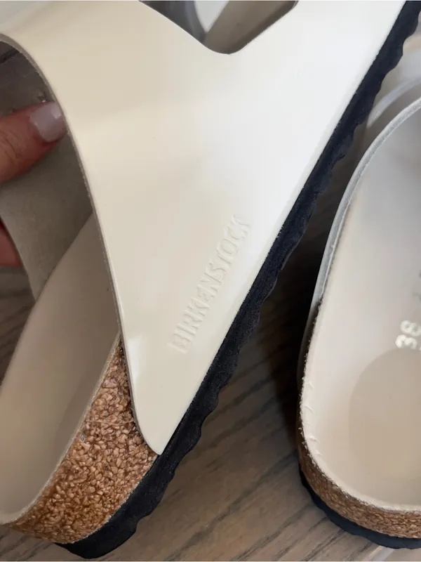 Birkenstock Arizona Big Buckle High Shine Sandals in Oyster NWOT - Image 7