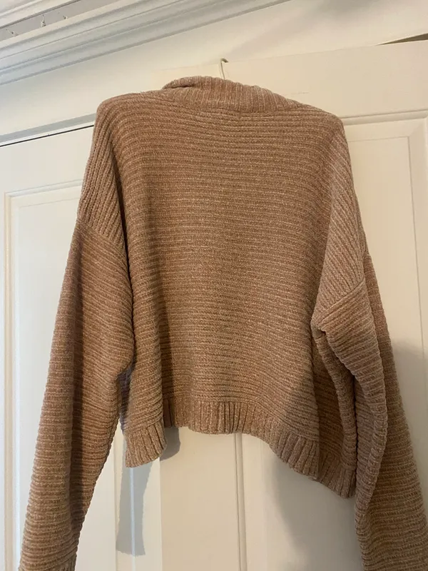 Forever 21 Mock Neck Sweater - Image 4