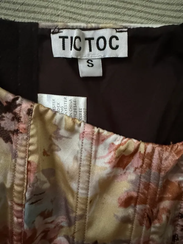 Boutique Top Multiple - Image 4