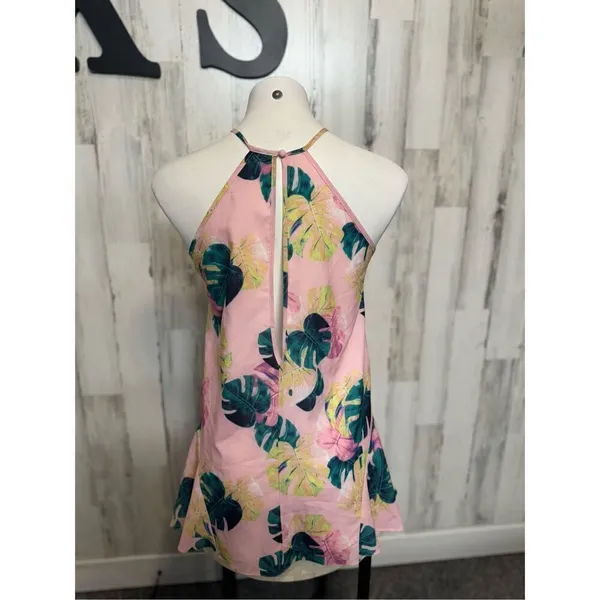 Dress Pink Size 4 - Image 8