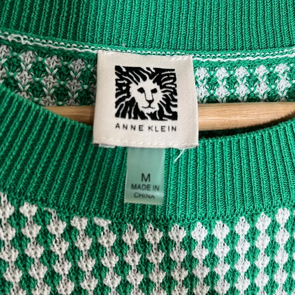Anne Klein Green White Knit Crewneck Short‎ Sleeve Sweater Size Medium - Image 2