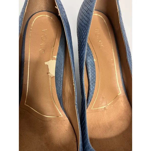 Vionic Mia Pumps Women 9.5 Blue Fair Snakeskin Embossed Leather Kitten Heel - Image 3