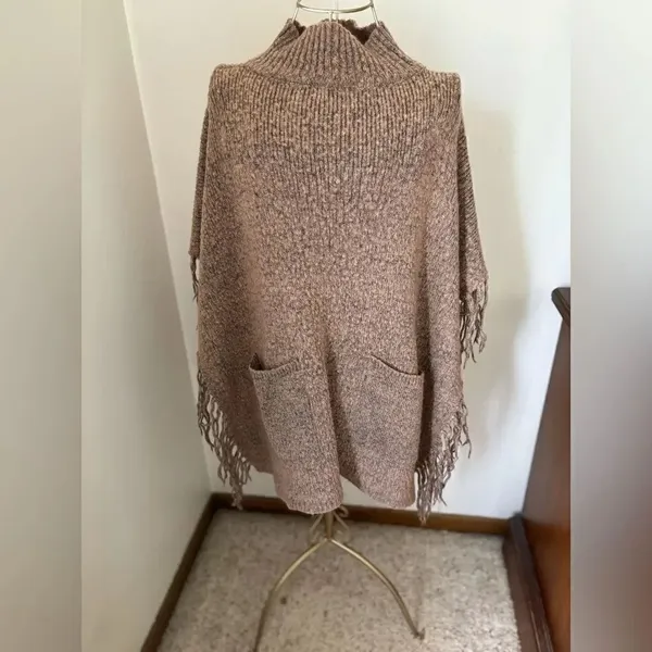 Steve Madden Knit Fringe Poncho Wrap Turtleneck Pockets One Size - Image 8