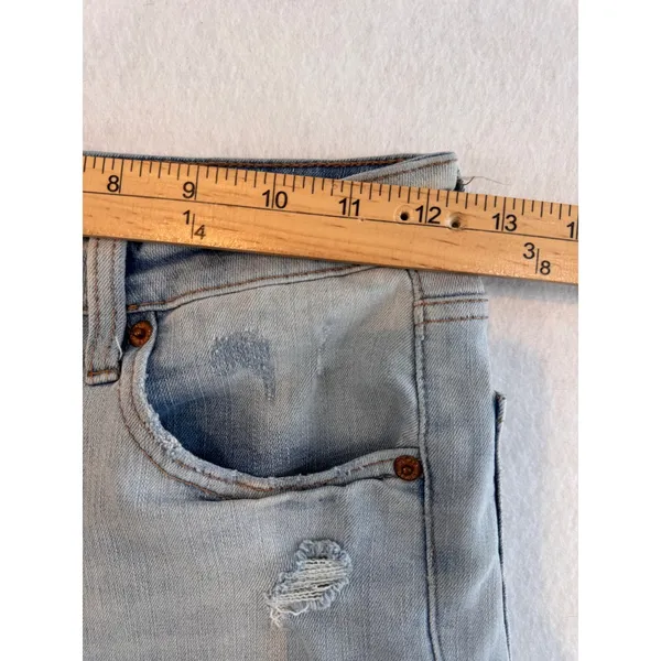 Aero Super High Rise Midi Distressed Denim Shorts Light Wash Button Fly‎ Size 4 - Image 5