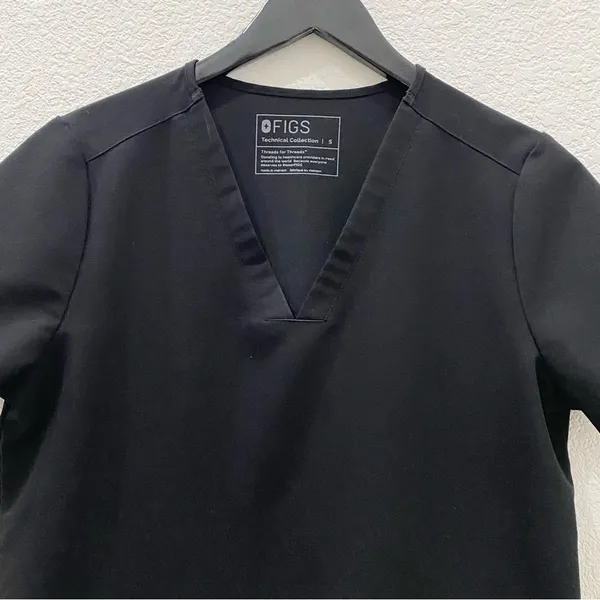 FIGS FW1100 Black Casma Three-Pocket V-Neck Scrub Top Size S - Image 8