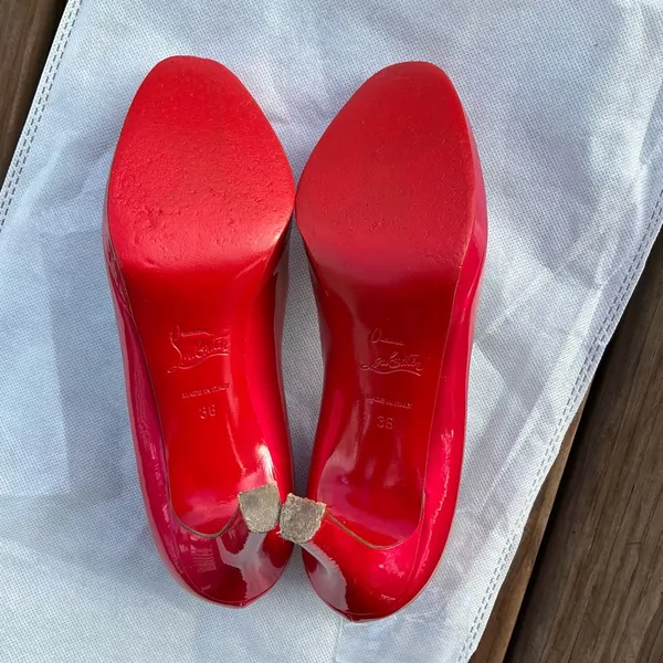 Authentic Christian Louboutin pumps❤️❤️❤️❤️ - Image 4