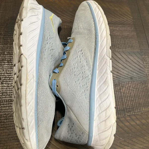 Hoka cavu 2 light blue running shoes 8 women - Image 7