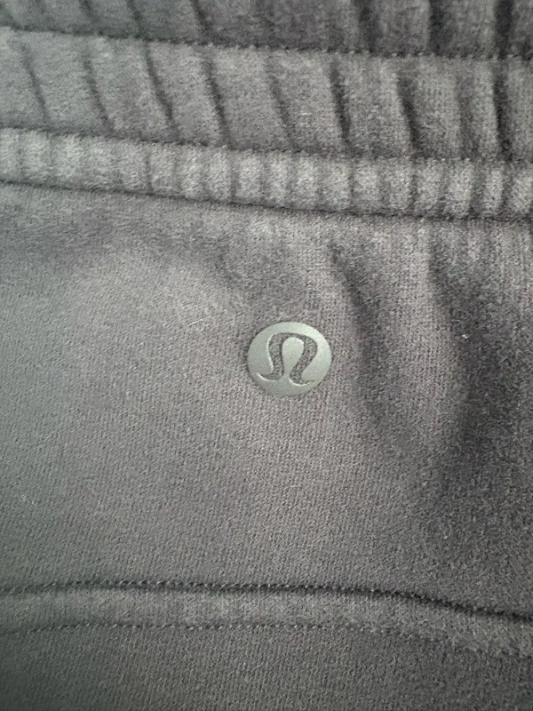 Lululemon Scuba Relaxed High-Rise Jogger in Black Sz 4 - Image 9
