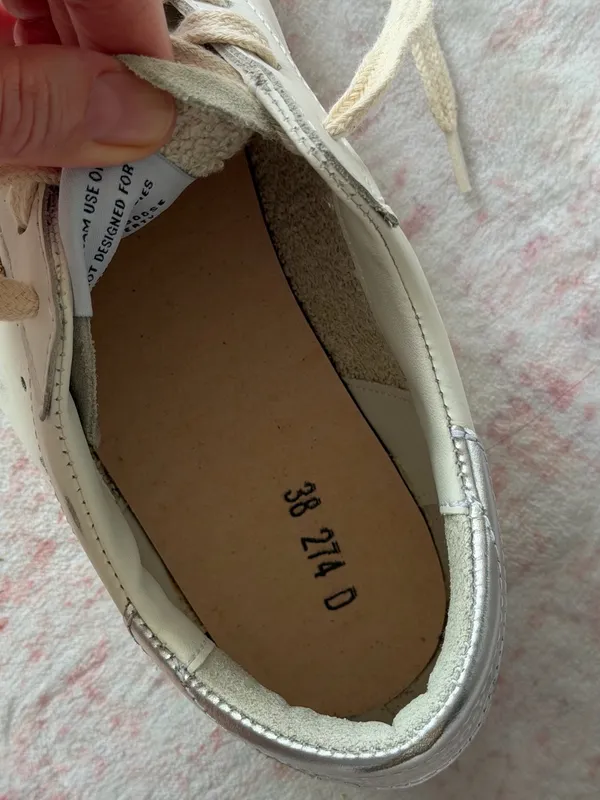 Golden Goose Off-White Leather Superstar Sneaker with Gold star - Image 5
