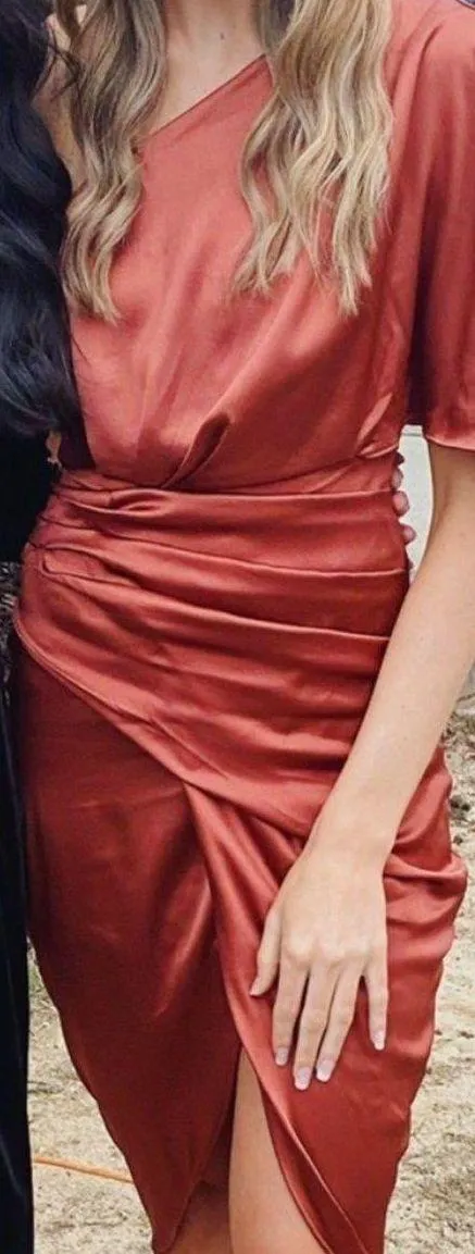 Red Dress Boutique Boutique One Shoulder Satin Auburn Dress - Image 2