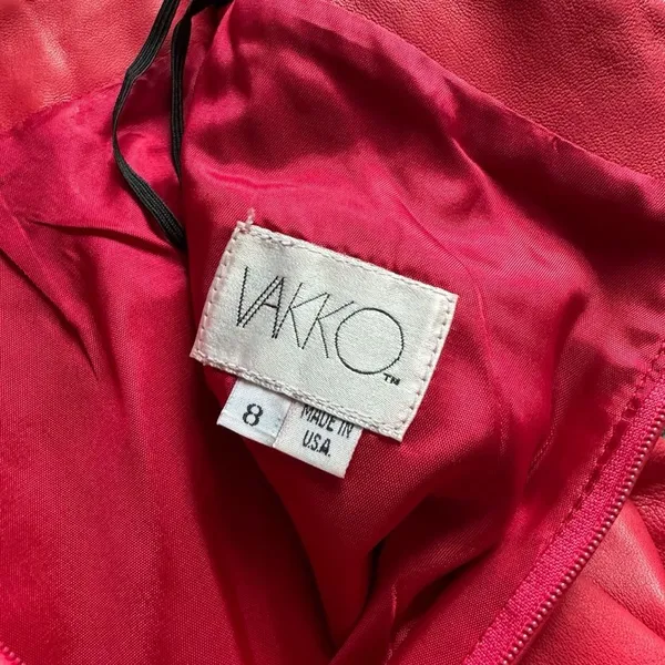 Vakko Vintage Hot Pink Red Leather Pencil Skirt Size 8 High Waist Midi Minimal - Image 6