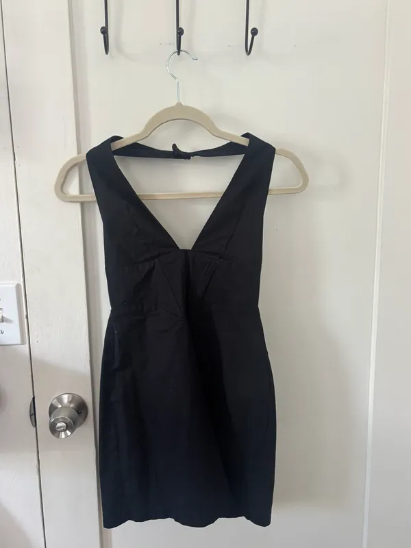Black Dress V Neck Halter - Image 6