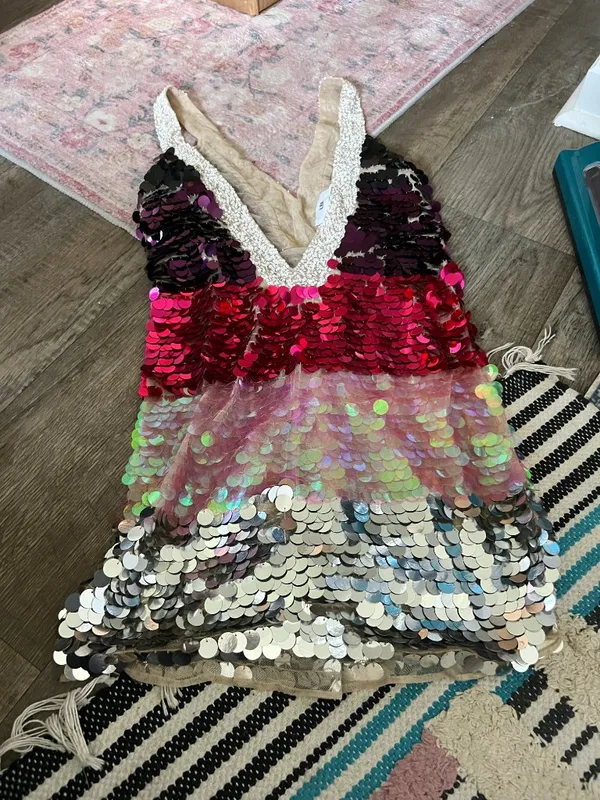 LPA Payette Sequin Deep‎ V Dress in Magenta Melody women's Size L - Image 4