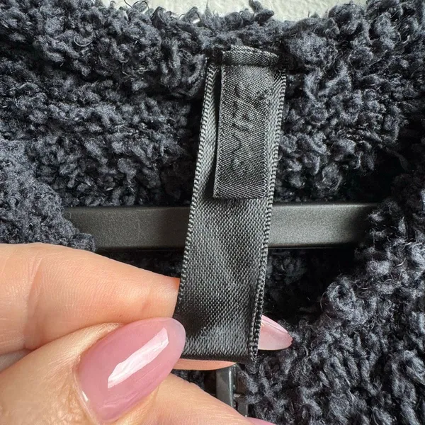 SKIMS Jacket Womens Small /Medium Teddy Sherpa Fleece Black Full Zip Hoodie - Image 3