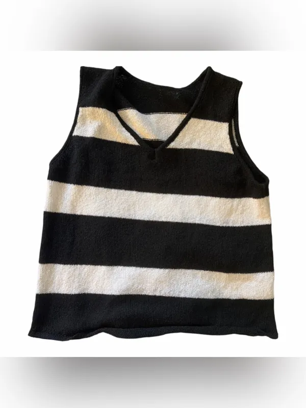 Black and White Striped Set - Sleeveless Top & Shorts NWOT - Image 3