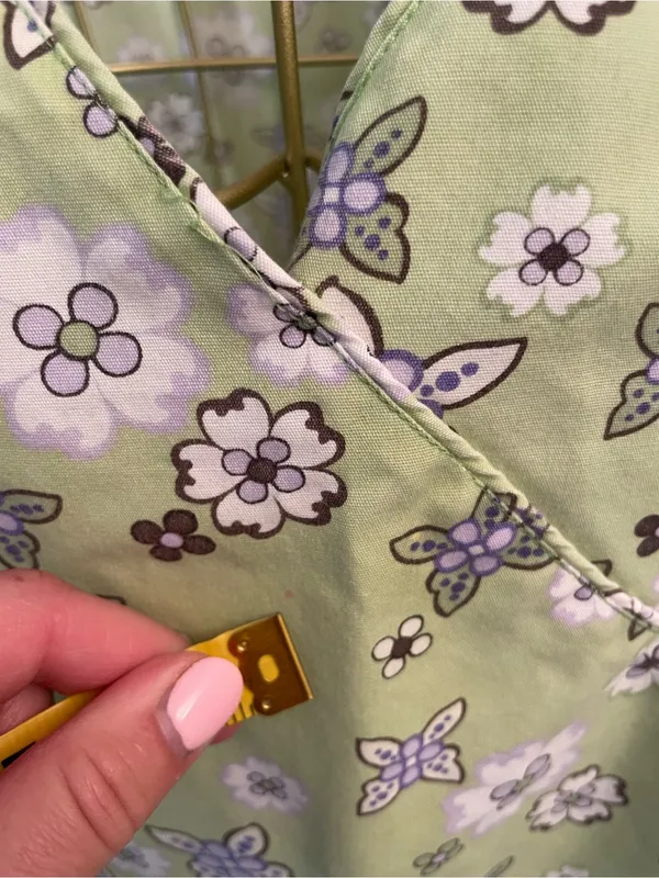🛒SB Scrubs Light Green Floral Print Scrub Top - Image 5