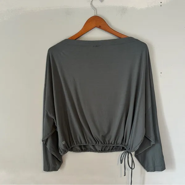 Athleta Cool Down Top Long Sleeve Crop XL Bali Green - Image 3