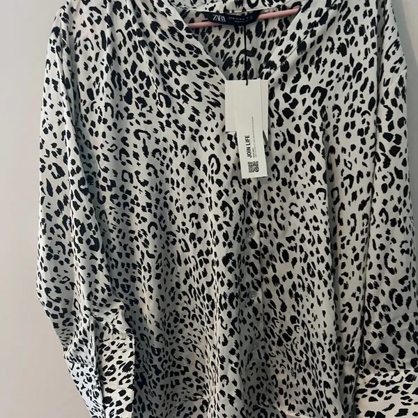 Zara Black and White Leopard Print Women's‎ Top M - Image 5