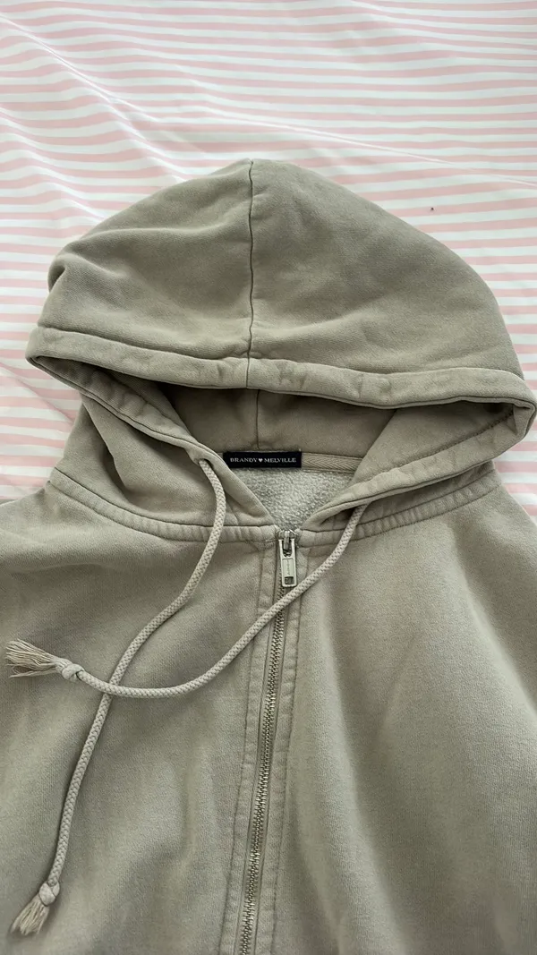 Brandy Melville Zip-Up Hoodie - Image 6