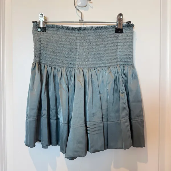 Natural‎ Life Womens Blue Satin Mini Skort Small Smocked Ruffle Boho - Image 3
