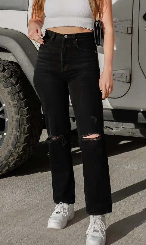 Aritzia Joni High Rise Loose- Black Ripped Jeans - Image 3