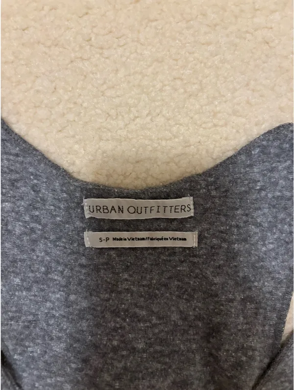 Urban outfitters gray tank - Image 3