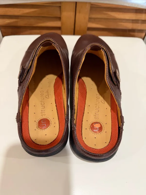 Clarks Un unstructured Un.Loop Leather Mules Clogs Shoes Brown Women's Sz 8 M EU - Image 7