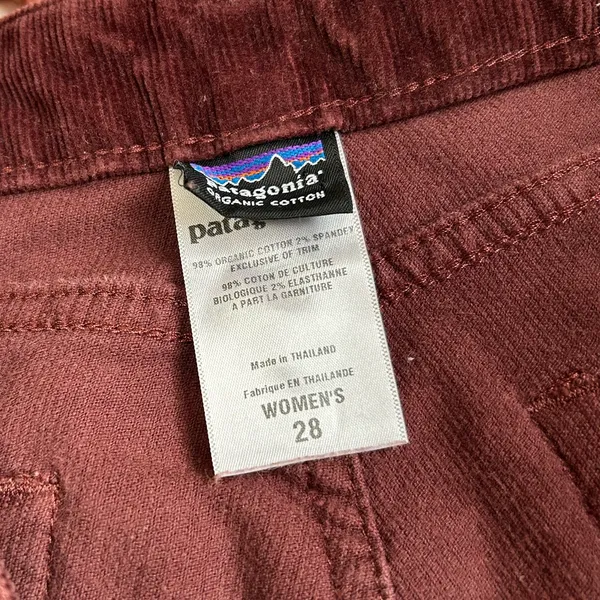 Patagonia Women’s Maroon Corduroy Pants size 28 - Image 9