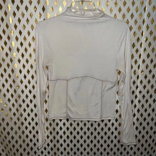 Old Navy Ultralite Mock-Neck Top Color Creme De La Creme structured long sleeve - Image 4