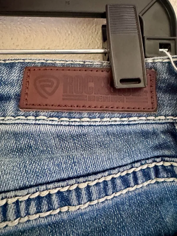 Rock & Roll Denim Medium Wash Mid Rise Bootcut Jeans Size 28x32 (see measures) - Image 6