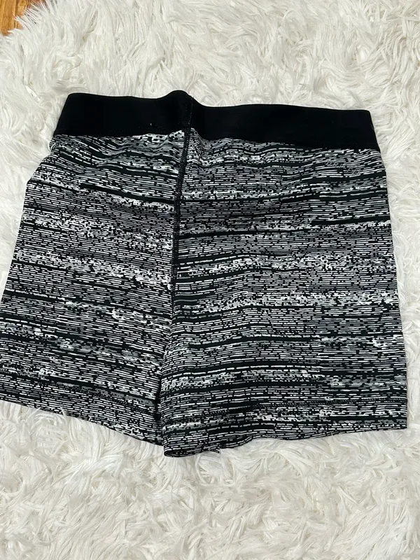 Nike pros - Image 2