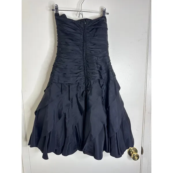 VTG 80s Tadashi Shoji Black Strapless Ruched & Ruffled Cocktail Dress Size 6 USA - Image 9