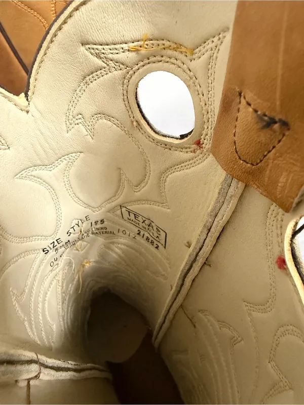 Texas Vintage Women's Low Heel Embroidered Boot Size 5.5 #267023 - Image 10