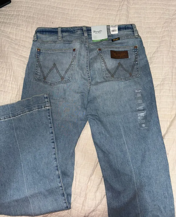 Wrangler jeans  Flare Jeans - Image 3