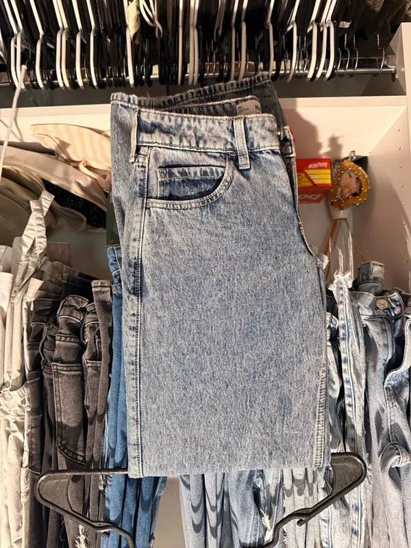 Hollister Denim Jeans - Image 4