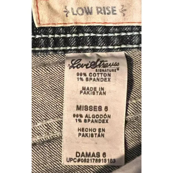 Levi's Levi Strauss Signature Women's‎ Honestly Made Low Rise Misses Shorts Size 6 - Image 4