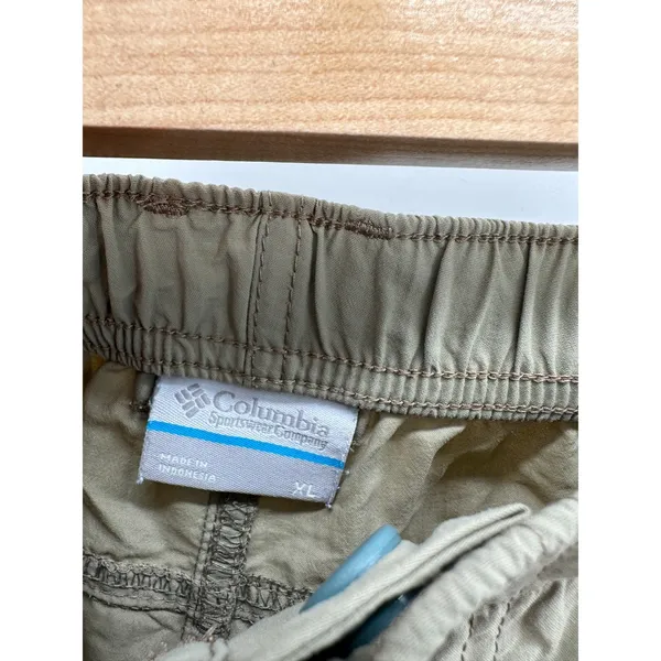 Columbia Womens Khaki Nylon Cargo Shorts Size XL Outdoors Hiking Lightweight‎ - Image 5