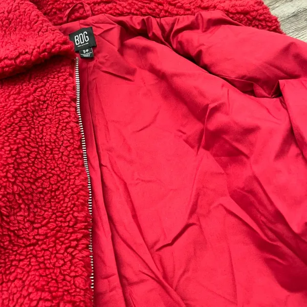 BDG small red fuzzy jacket‎ - Image 10