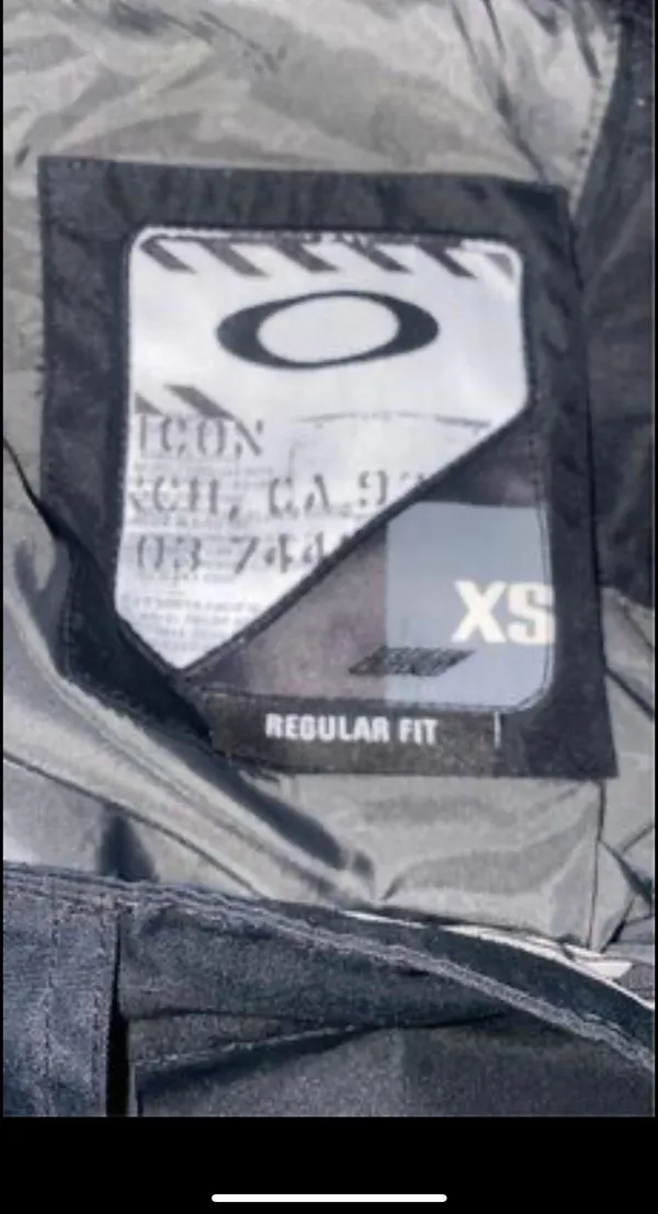 Oakley Snowboard Pants - Image 2