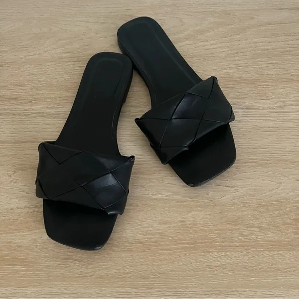 ASOS DESIGN Forty woven flat sandals in black Size 5.5 - Image 3