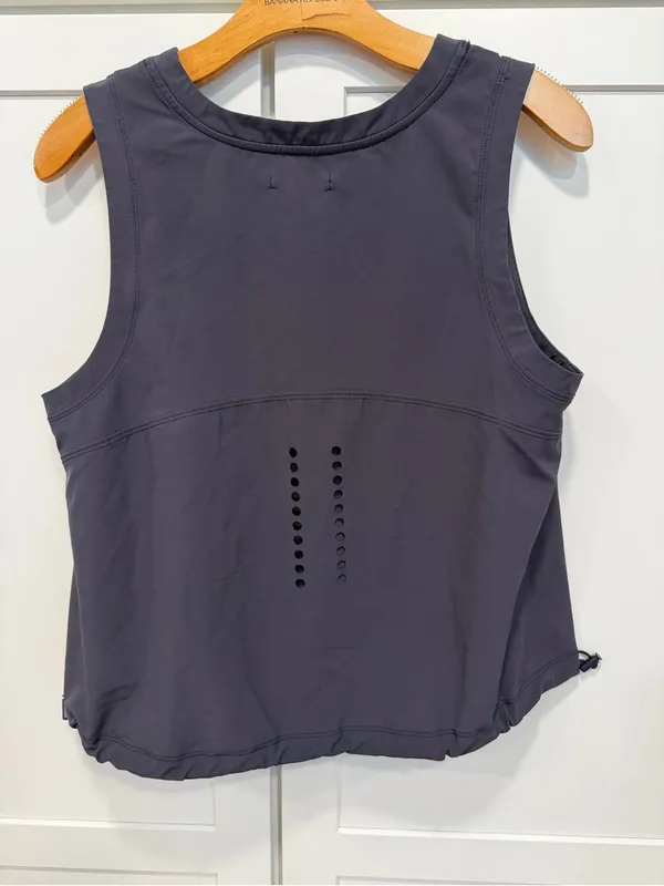 Women's Dark Grey Sleeveless Performance Tank Gray Size M - Image 4
