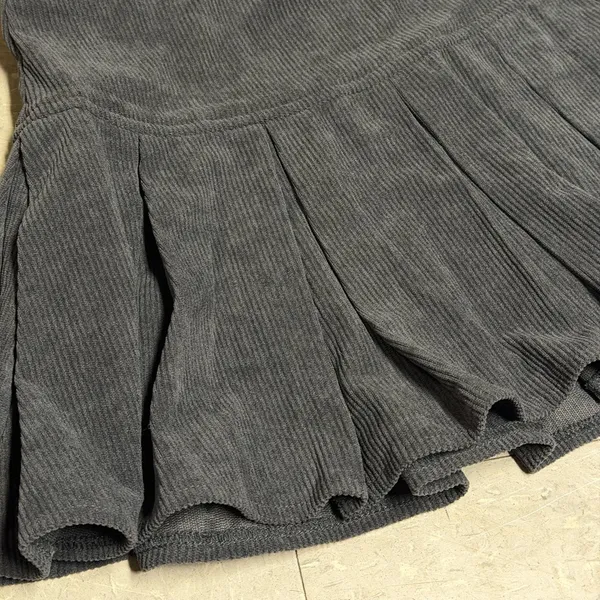 Windsor Corduroy Skirt - Image 5